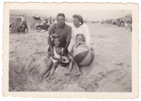 famille-a-la-plage-400x286.png